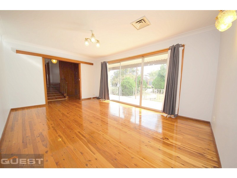 5 Flinders Road, Georges Hall NSW 2198