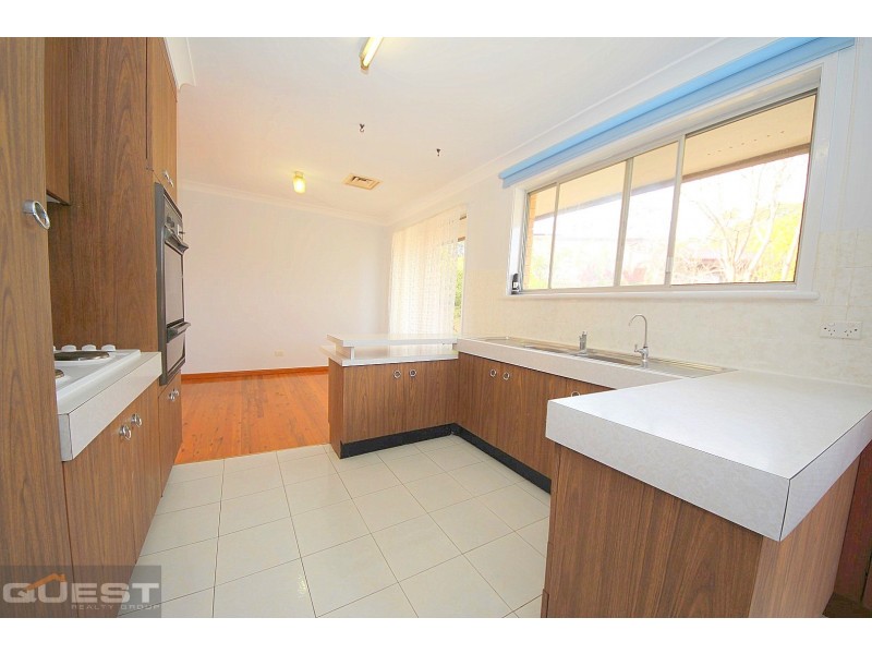 5 Flinders Road, Georges Hall NSW 2198