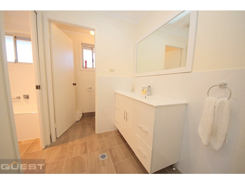 11 Ledbury Place, Chipping Norton NSW 2170