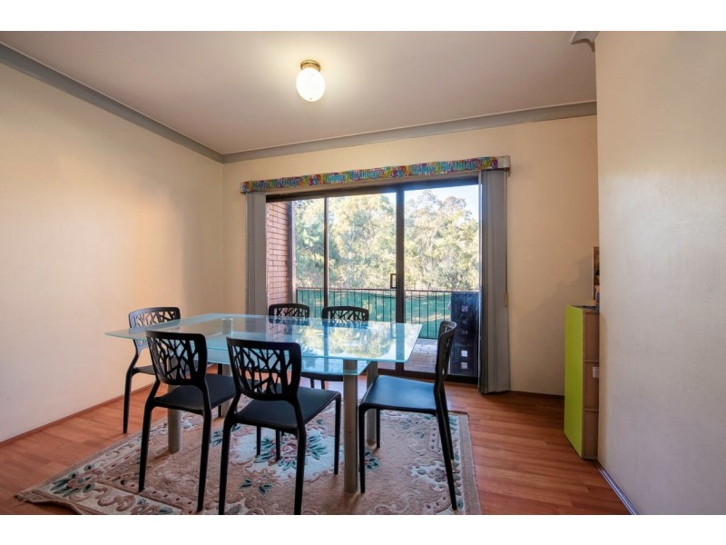 10/6 Beale Street, Liverpool NSW 2170