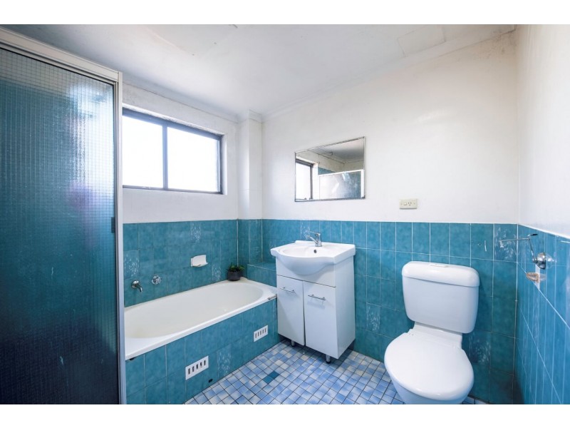 10/6 Beale Street, Liverpool NSW 2170