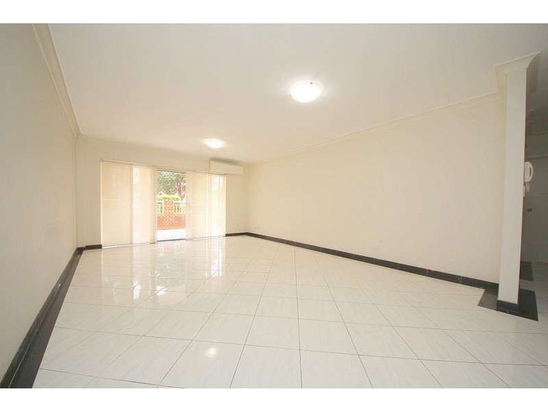 1/61-63 Reynolds Avenue, Bankstown NSW 2200