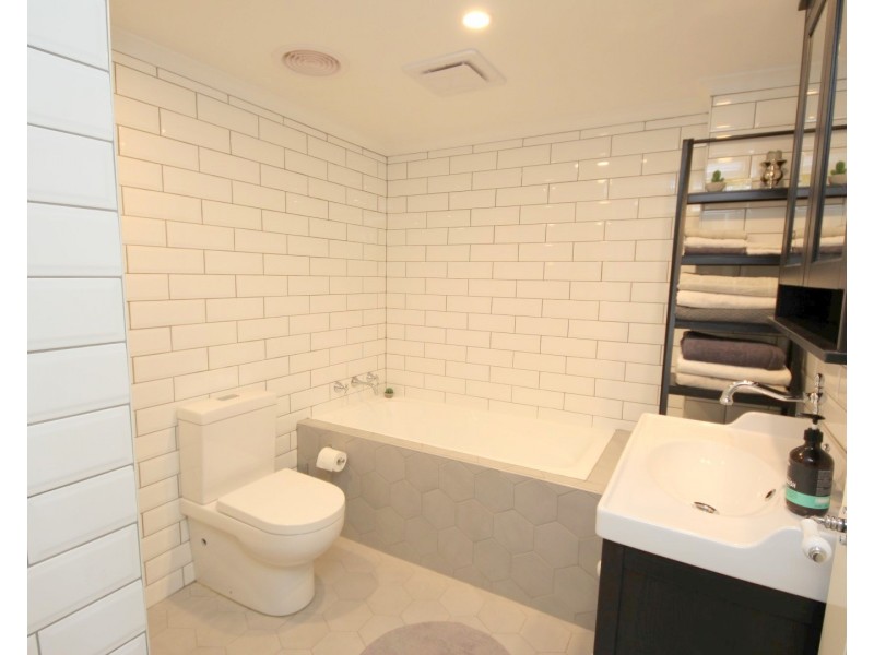 8/23 Melanie Street, Yagoona NSW 2199