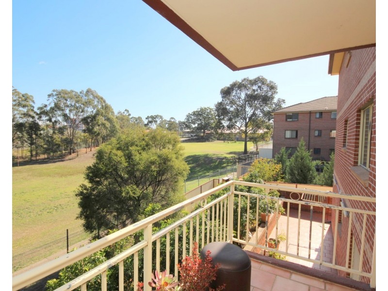 8/23 Melanie Street, Yagoona NSW 2199