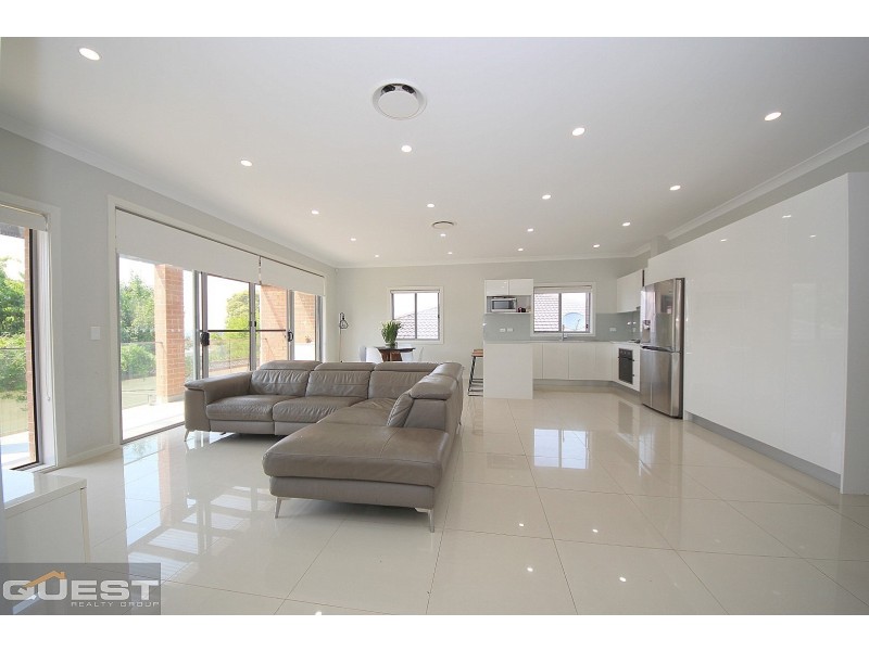 9/2 Curtin Place, Condell Park NSW 2200