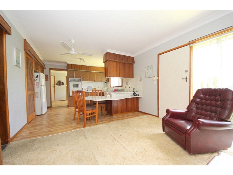 40 Clyde Avenue, Moorebank NSW 2170