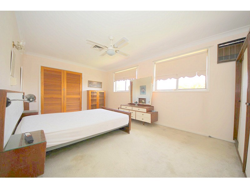 40 Clyde Avenue, Moorebank NSW 2170