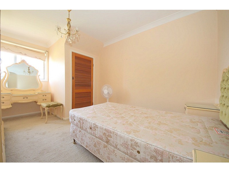 40 Clyde Avenue, Moorebank NSW 2170