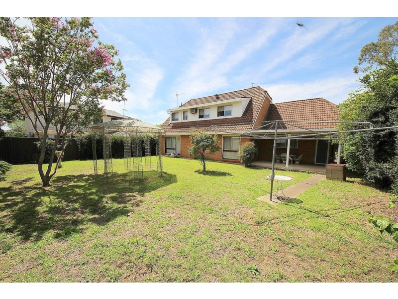 40 Clyde Avenue, Moorebank NSW 2170