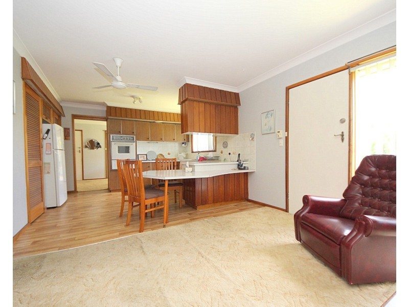 40 Clyde Avenue, Moorebank NSW 2170