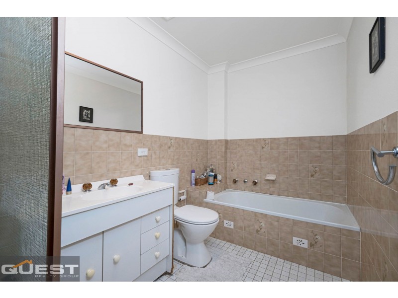 5/32 De Witt Street, Bankstown NSW 2200
