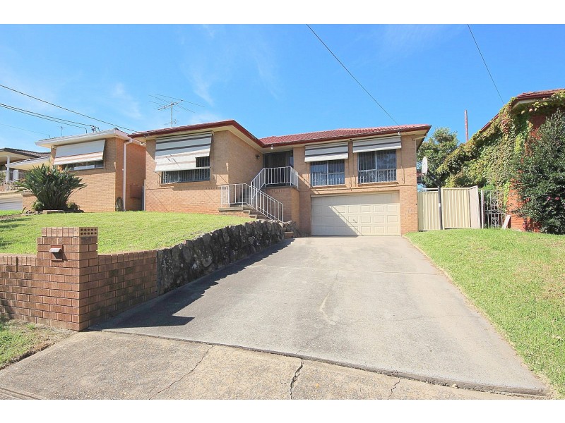 14 Cumberland Avenue, Georges Hall NSW 2198