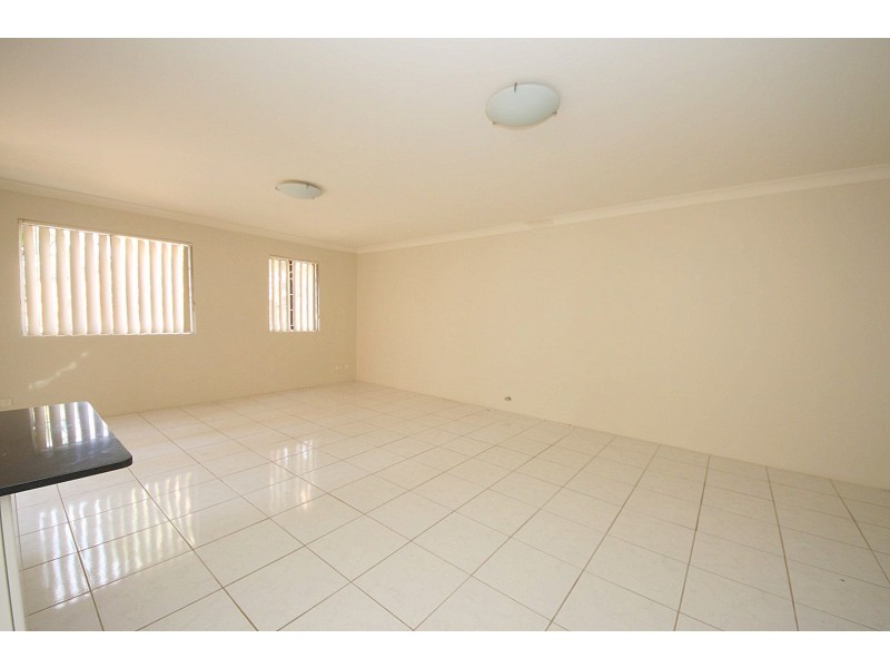 2/86-88 Meredith Street, Bankstown NSW 2200