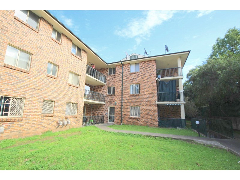 18/142-144 Meredith Street, Bankstown NSW 2200