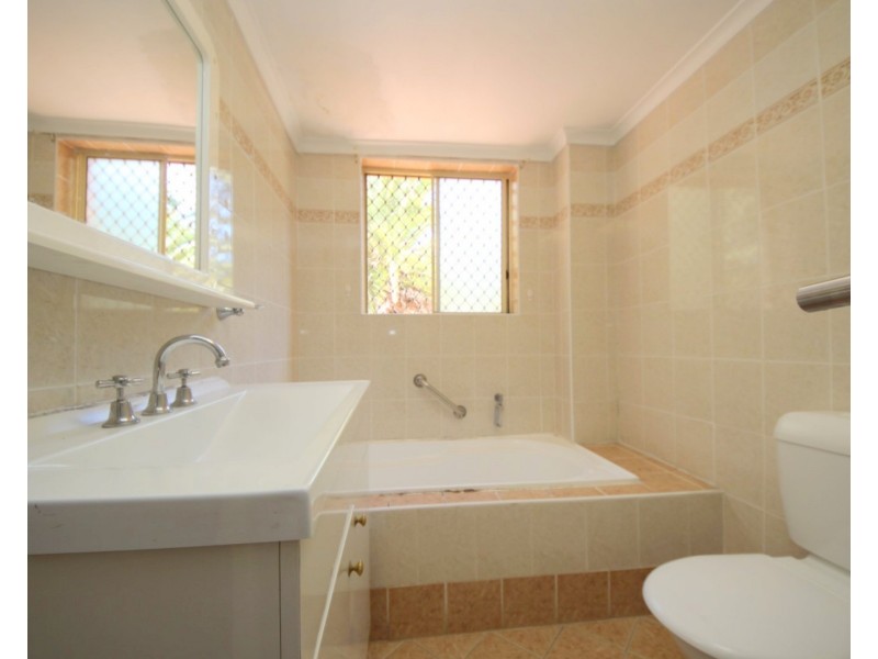 2/78-80 Brancourt Avenue, Bankstown NSW 2200