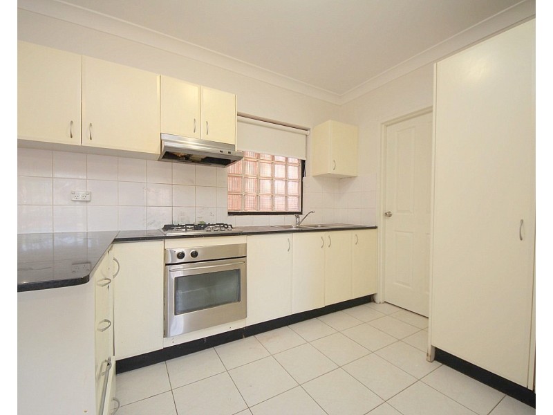 11/13 Gordon Street, Bankstown NSW 2200