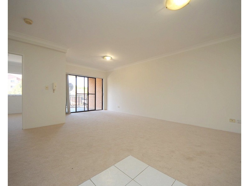 11/13 Gordon Street, Bankstown NSW 2200