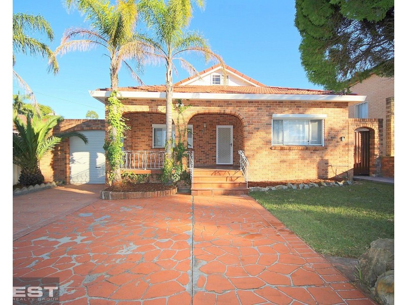 7 Mons Street, Condell Park NSW 2200