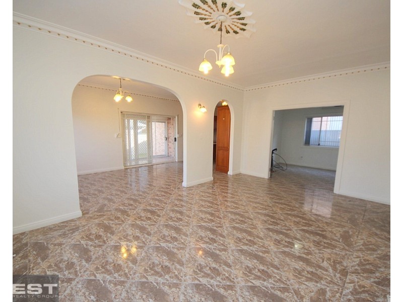 7 Mons Street, Condell Park NSW 2200