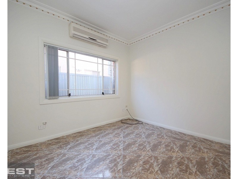 7 Mons Street, Condell Park NSW 2200