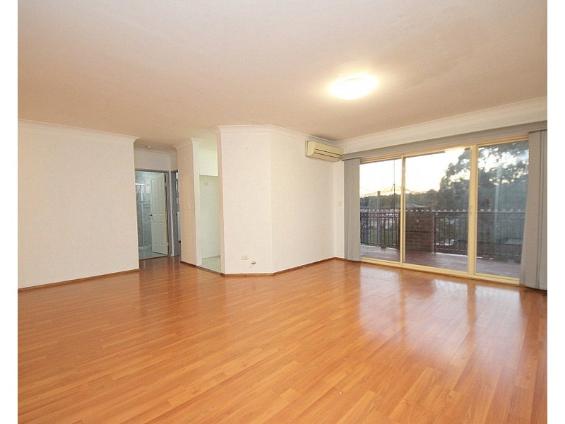 13/8 Weigand Avenue, Bankstown NSW 2200