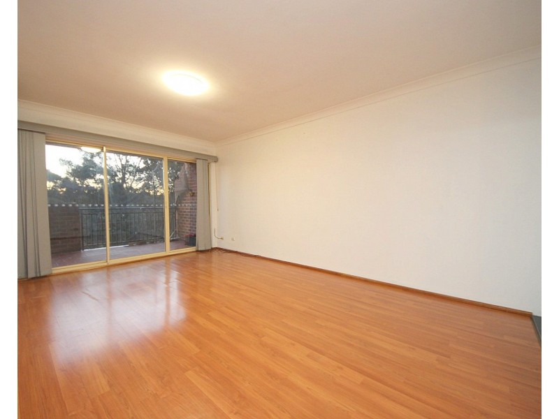 13/8 Weigand Avenue, Bankstown NSW 2200