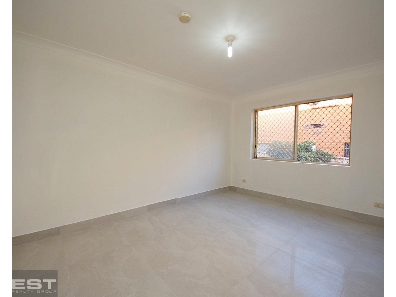 2/9 Sir Joseph Banks Street, Bankstown NSW 2200