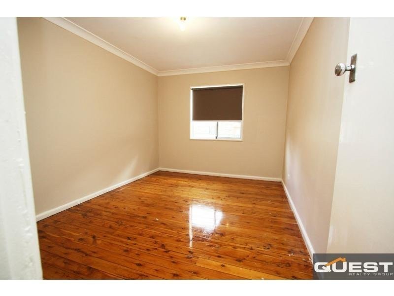 32 Robertson Road, Chester Hill NSW 2162