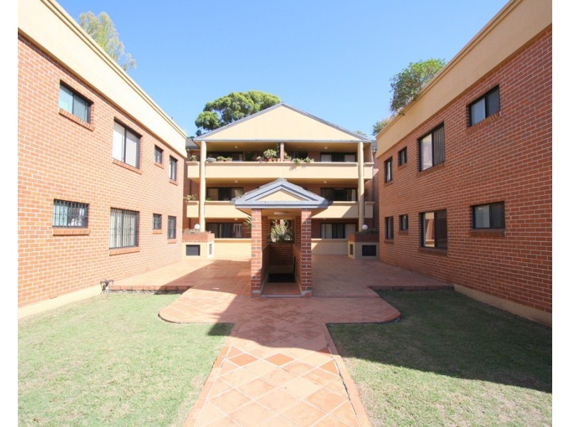 16/170-176 Greenacre Road, Bankstown NSW 2200