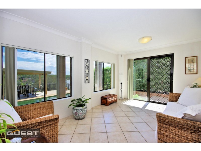 802 Henry Lawson Drive, Picnic Point NSW 2213