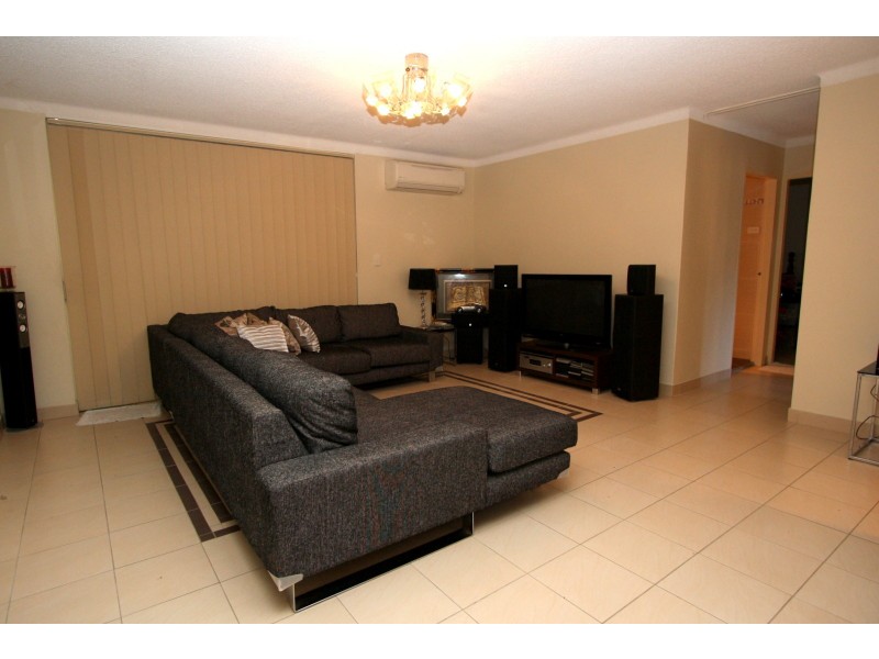 2/36 Sir Joseph Banks Street, Bankstown NSW 2200