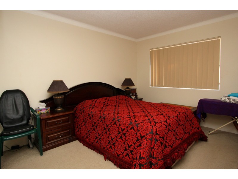 2/36 Sir Joseph Banks Street, Bankstown NSW 2200