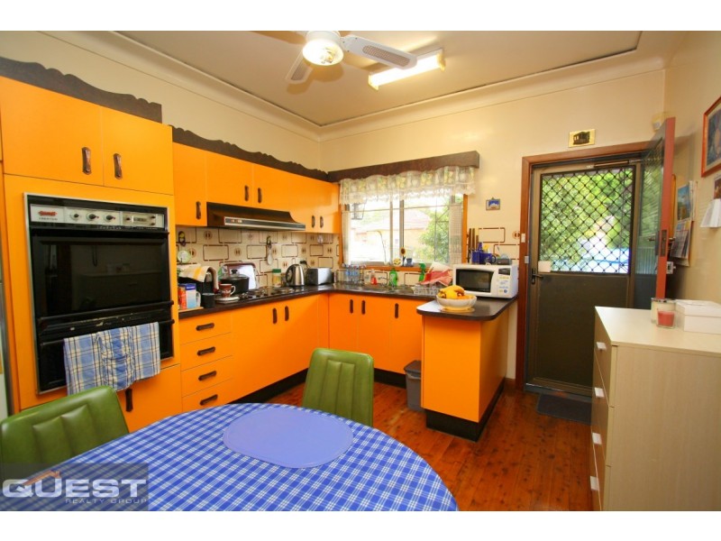 13 Lockwood Ave, Greenacre NSW 2190