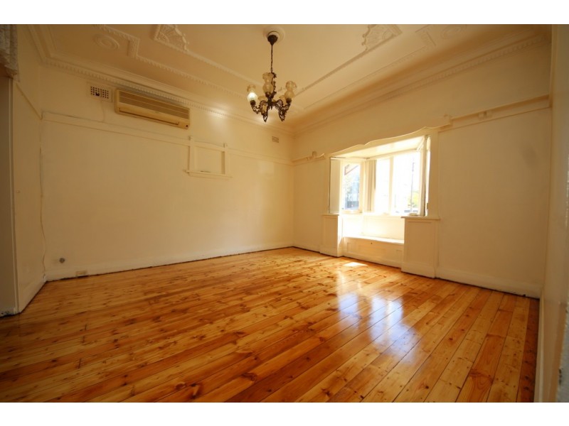 31 Cairds Avenue, Bankstown NSW 2200