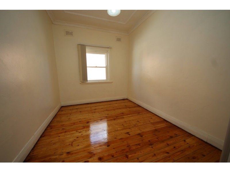 31 Cairds Avenue, Bankstown NSW 2200