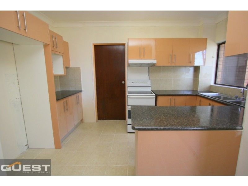 2/27 Rickard Road, Bankstown NSW 2200