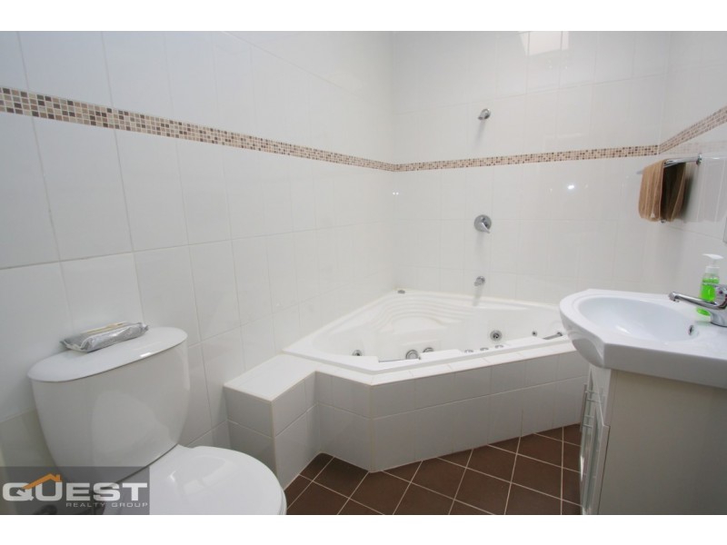 40 Park Street, Peakhurst NSW 2210