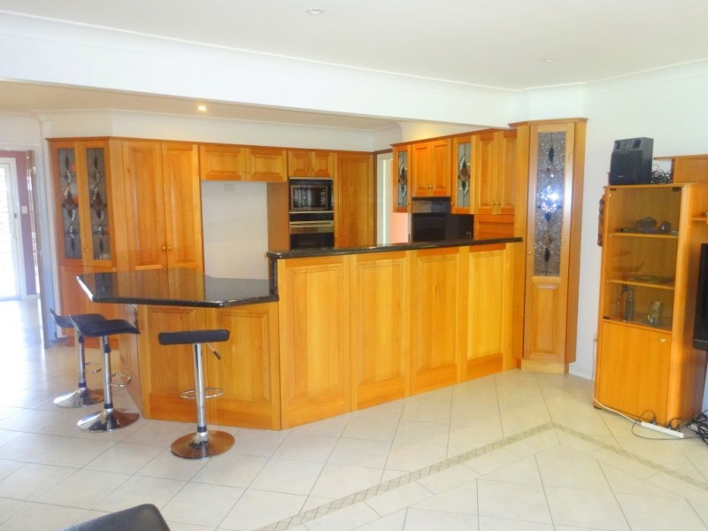 38 Yvonne Crescent, Bass Hill NSW 2197