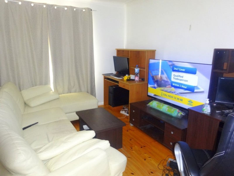 38 Yvonne Crescent, Bass Hill NSW 2197