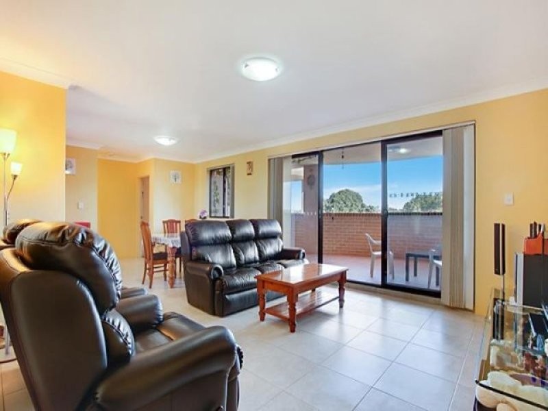 60/7-9 Cross Street, Bankstown NSW 2200