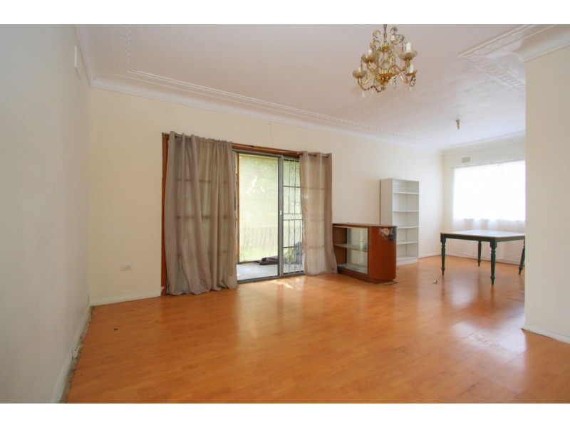 25 Kirrang Avenue, Villawood NSW 2163