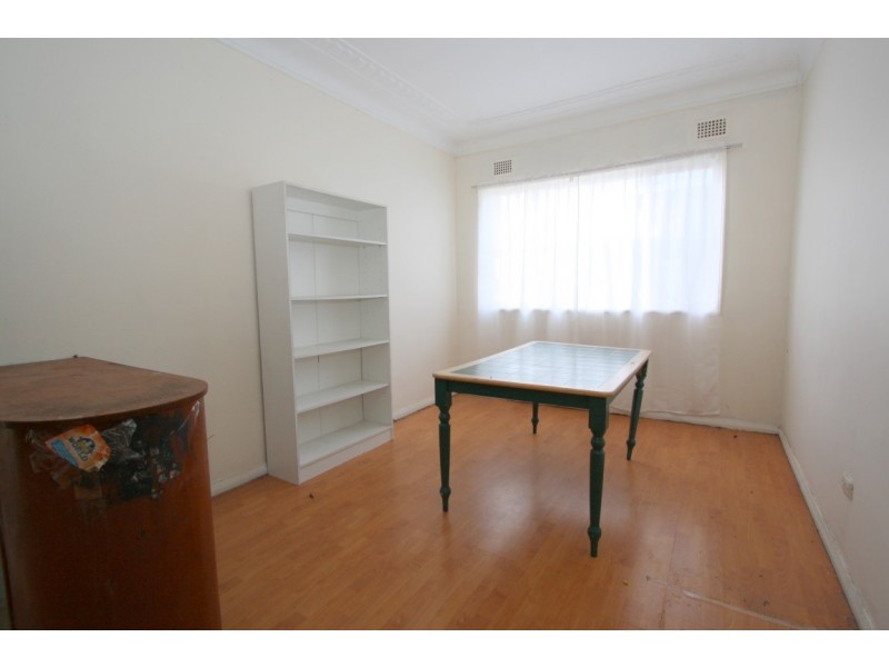 25 Kirrang Avenue, Villawood NSW 2163