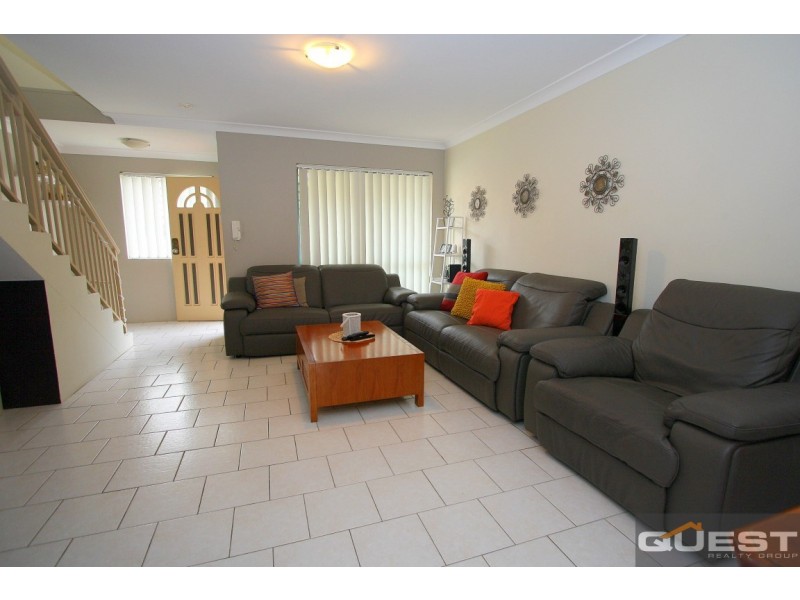 33/81 Bellevue Avenue, Georges Hall NSW 2198