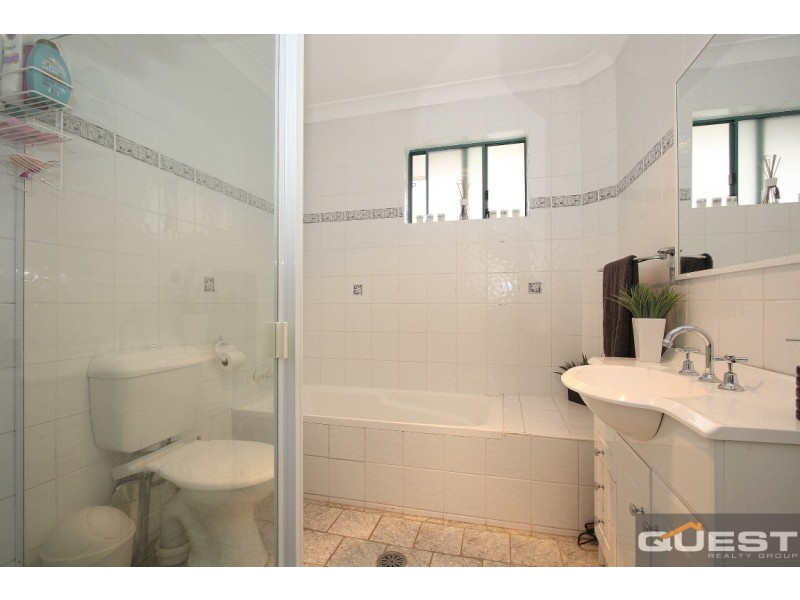 33/81 Bellevue Avenue, Georges Hall NSW 2198