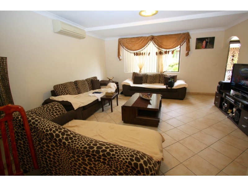 4/118 Rookwood Road, Yagoona NSW 2199