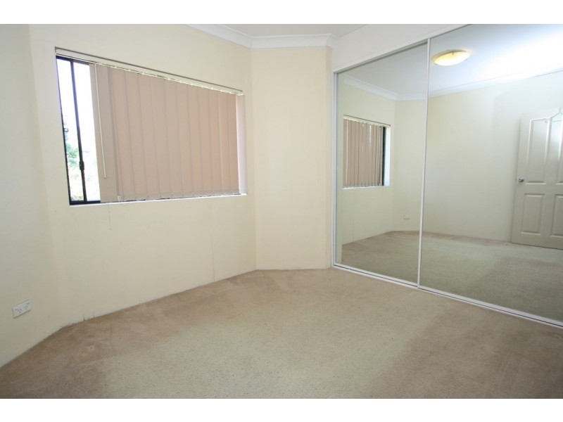 4/23 Guilford Road, Guildford NSW 2161