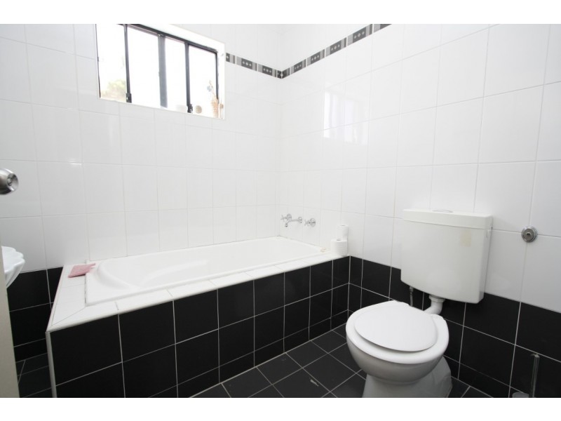 4/23 Guilford Road, Guildford NSW 2161