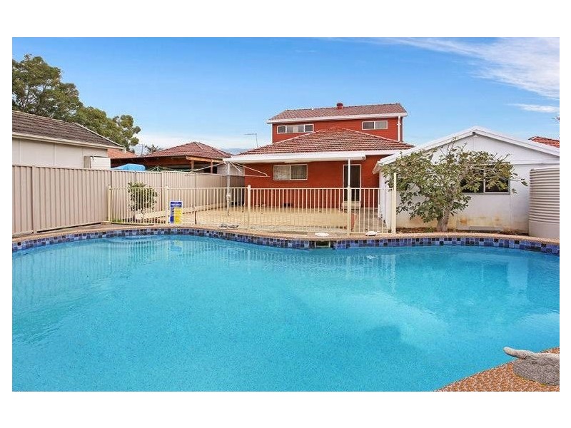 18 Birrong Avenue, Birrong NSW 2143