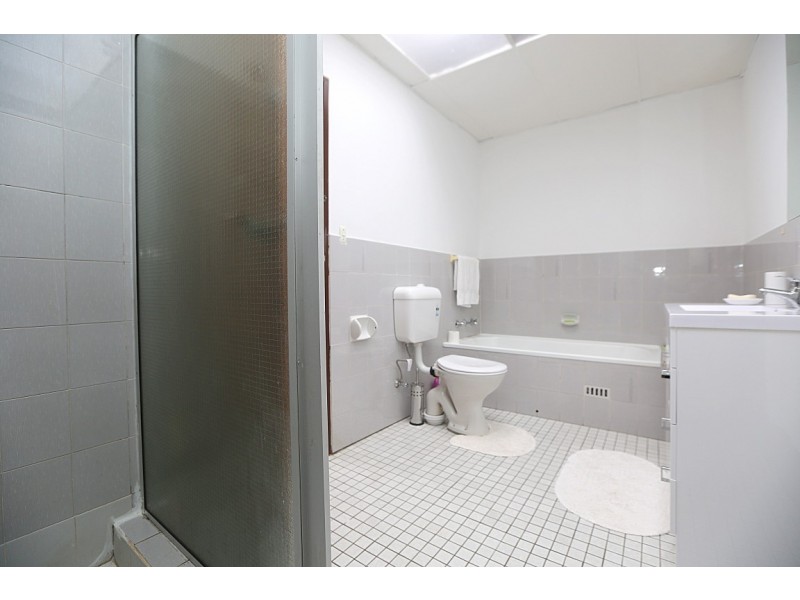 10/1 Haig Avenue, Georges Hall NSW 2198