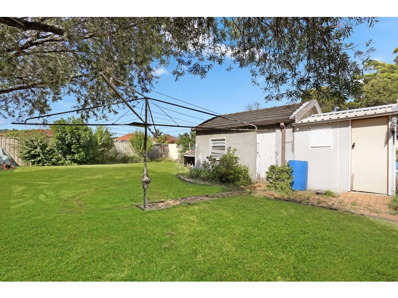 11 Amesbury Avenue, Sefton NSW 2162